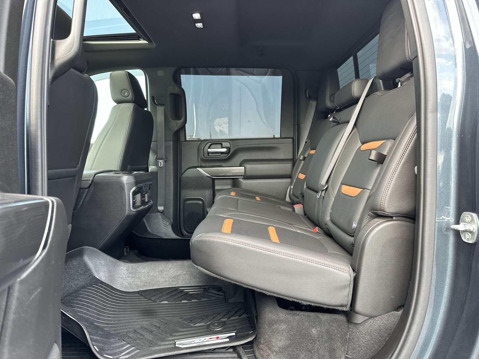 Used 2020 GMC Sierra 2500 AT4 w/ AT4 Premium Package AWD/4WD image 26
