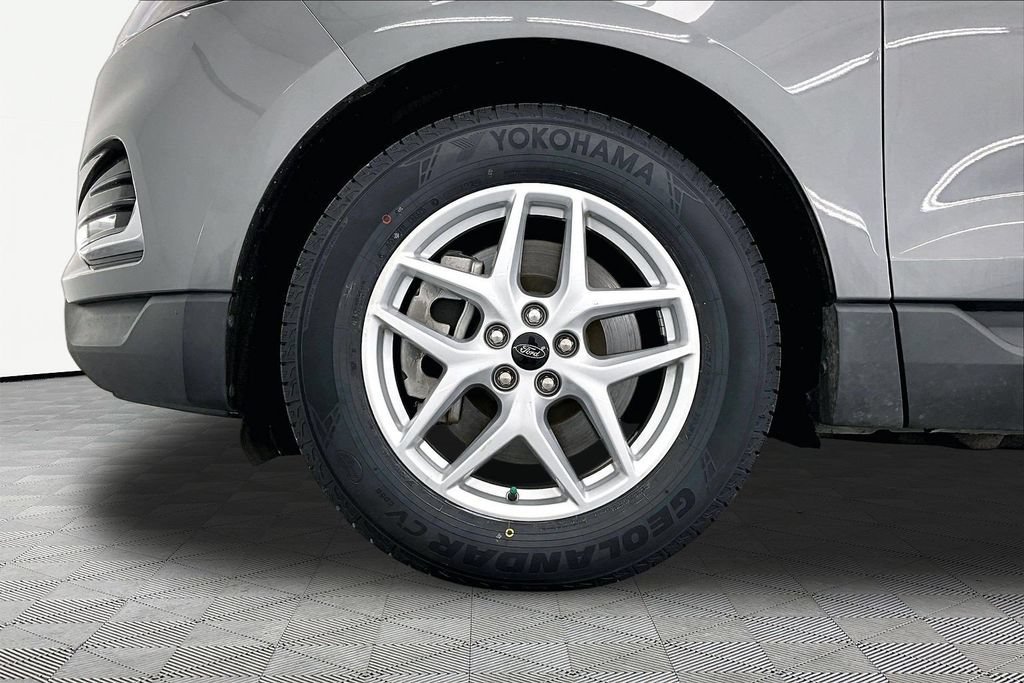 Certified 2023 Ford Edge SEL AWD/4WD image 9
