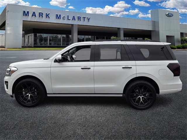 Certified 2024 Ford Expedition Platinum image 2