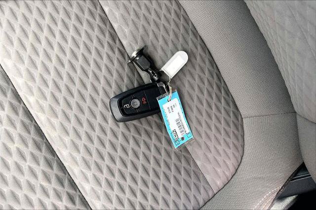 Certified 2020 Ford Escape SE AWD/4WD image 29