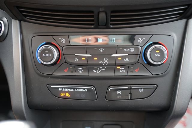Certified 2019 Ford Escape SEL FWD image 17