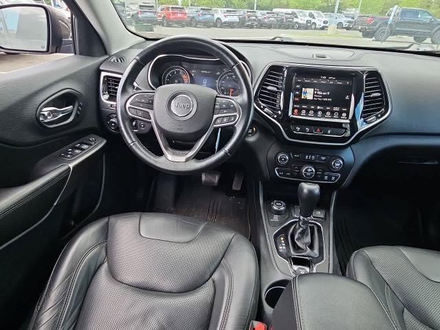 Used 2019 Jeep Cherokee Limited w/ Technology Group AWD/4WD image 15