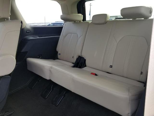 Certified 2023 Ford Expedition Platinum image 20