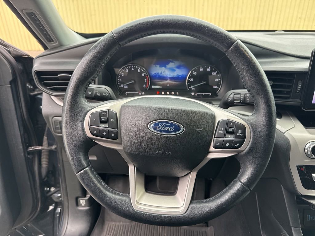 Certified 2024 Ford Explorer XLT image 10