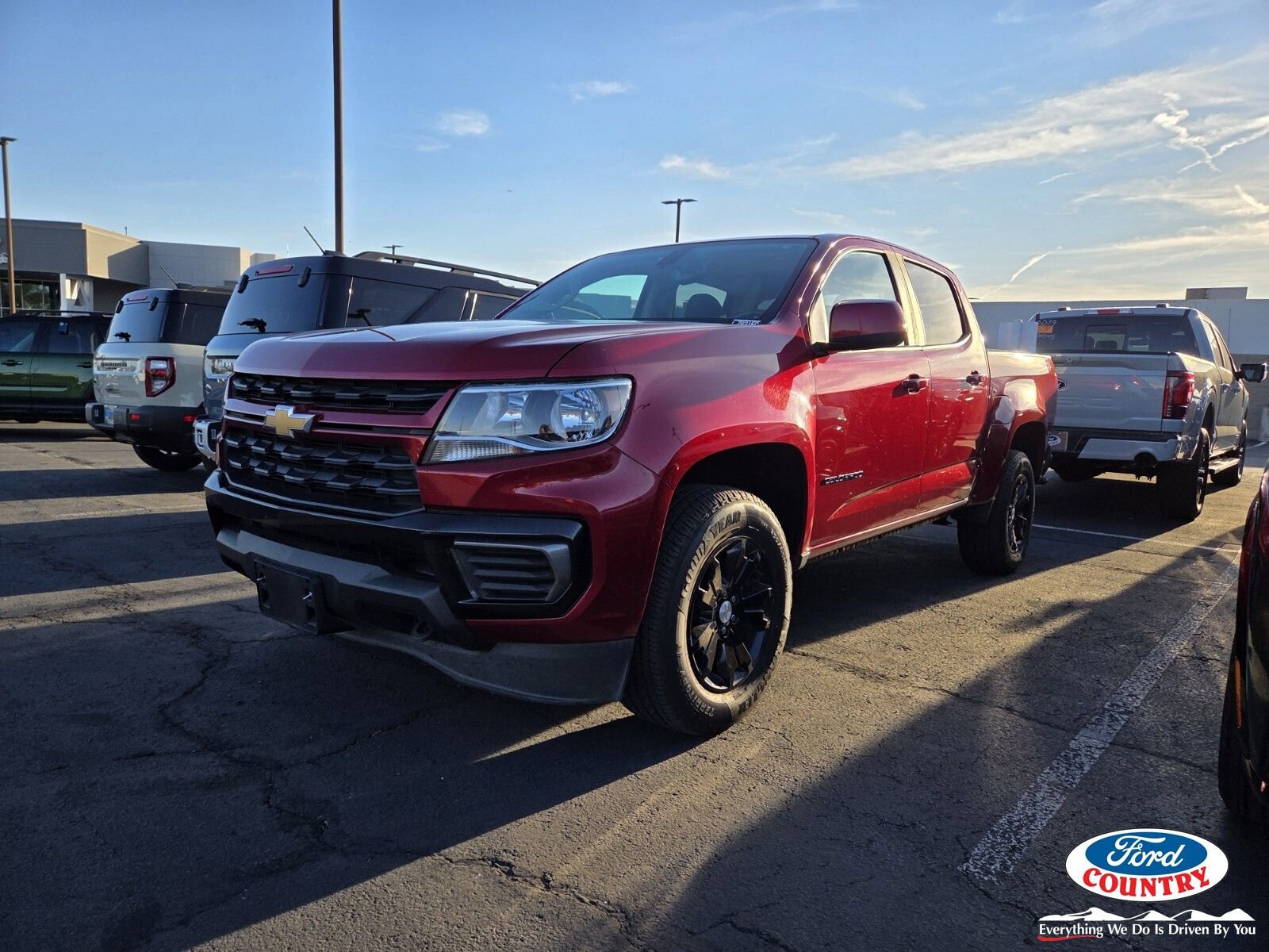 Used 2021 Chevrolet Colorado LT image 1