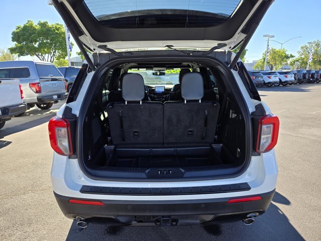 Certified 2023 Ford Explorer ST-Line w/ Class IV Trailer Tow Package AWD/4WD image 7