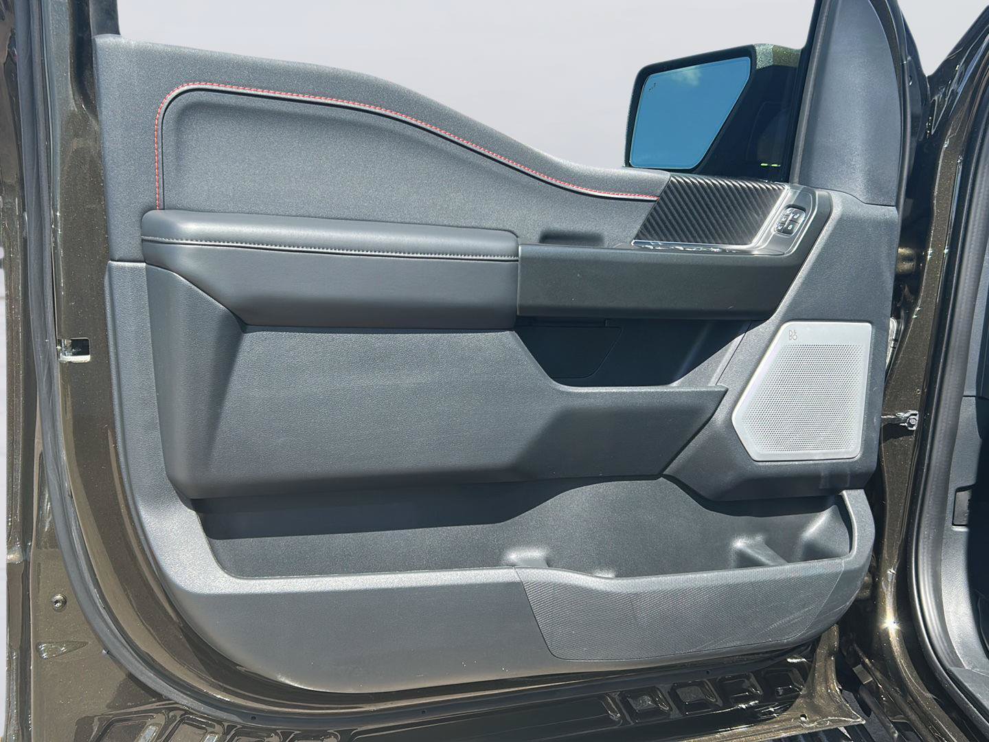Certified 2025 Ford F150 Raptor AWD/4WD image 8