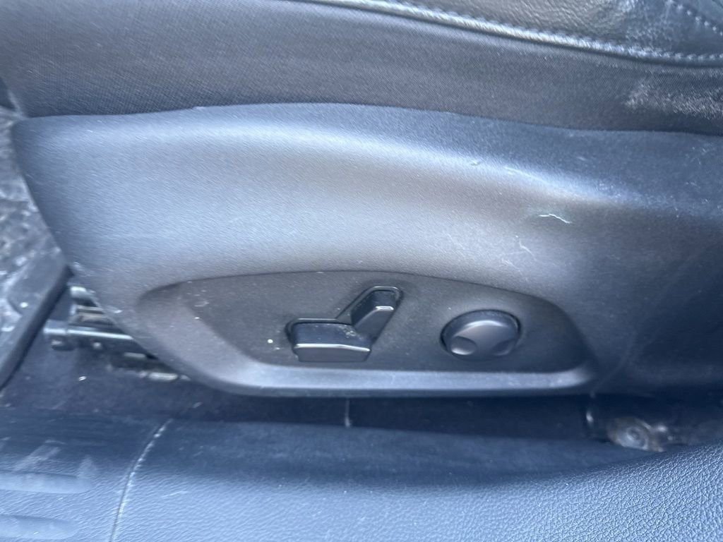 Used 2023 Jeep Compass Latitude w/ Convenience Group image 17