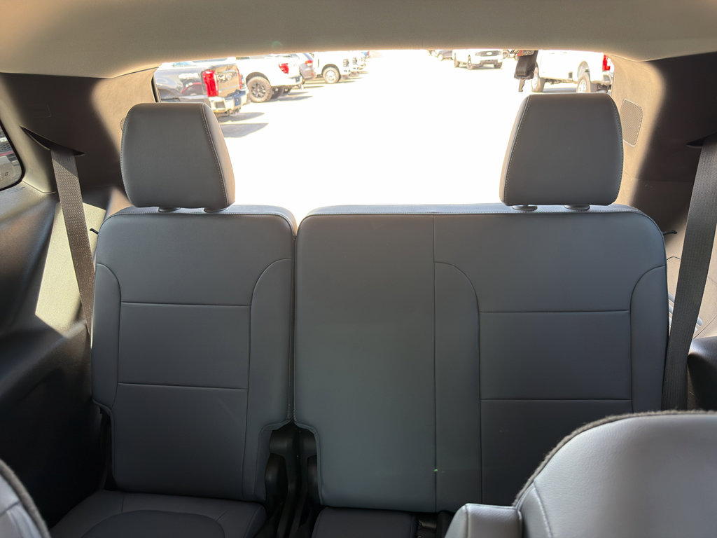 Used 2021 Chevrolet Traverse LT w/ LT Premium Package image 13