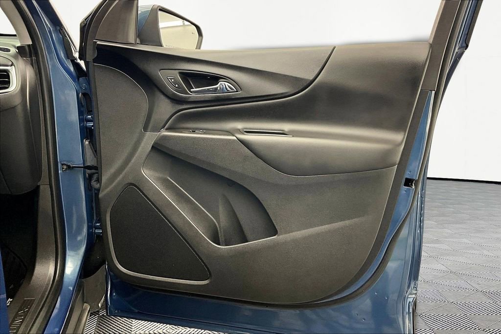 Used 2024 Chevrolet Equinox LT image 24