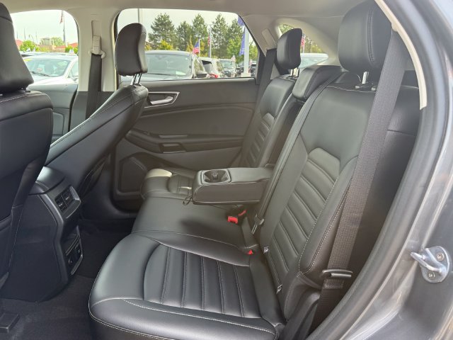 Certified 2024 Ford Edge SEL w/ Convenience Package AWD/4WD image 9