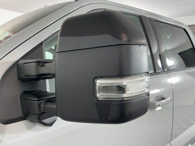 Certified 2025 Ford F450 Lariat w/ FX4 Off-Road Package AWD/4WD image 15