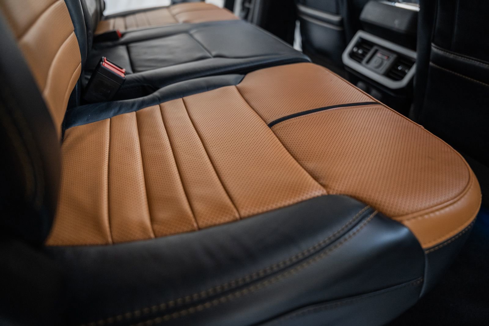 Certified 2024 Ford F250 Platinum image 39