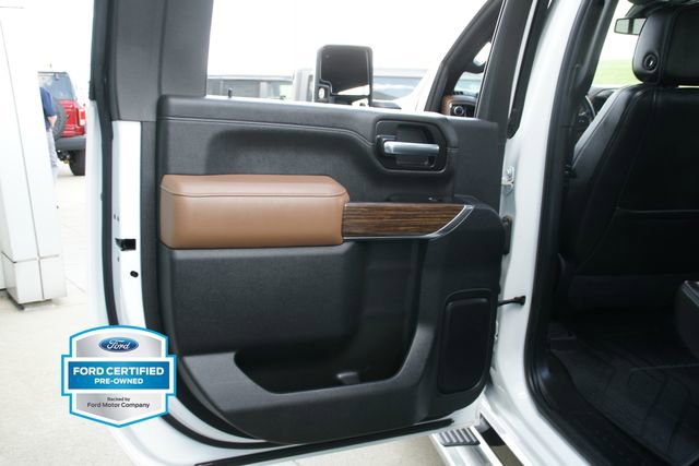 Used 2020 Chevrolet Silverado 2500 High Country w/ Safety Package II image 29