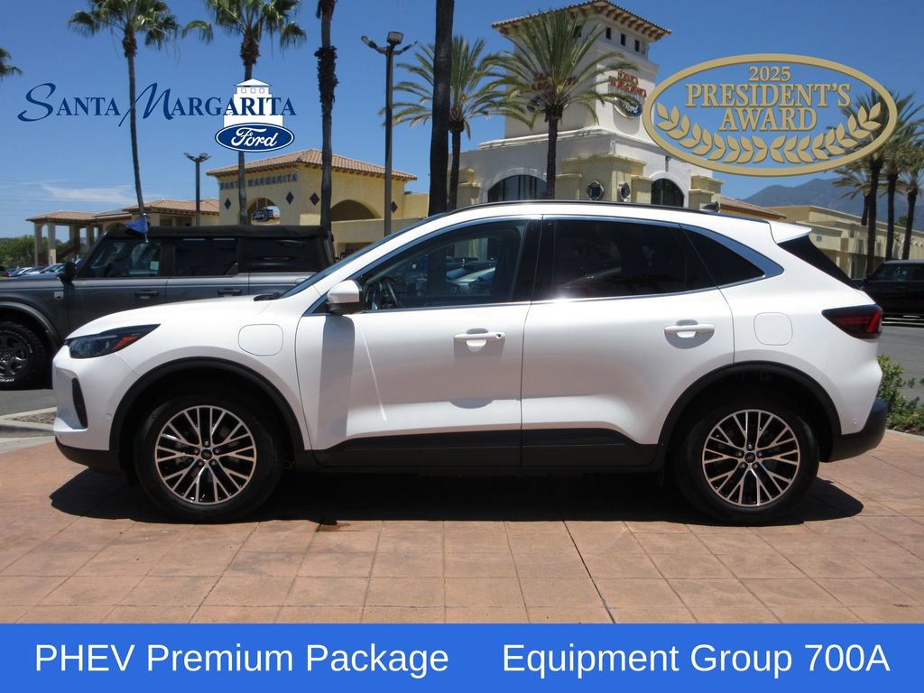 Certified 2024 Ford Escape SE w/ PHEV Premium Package