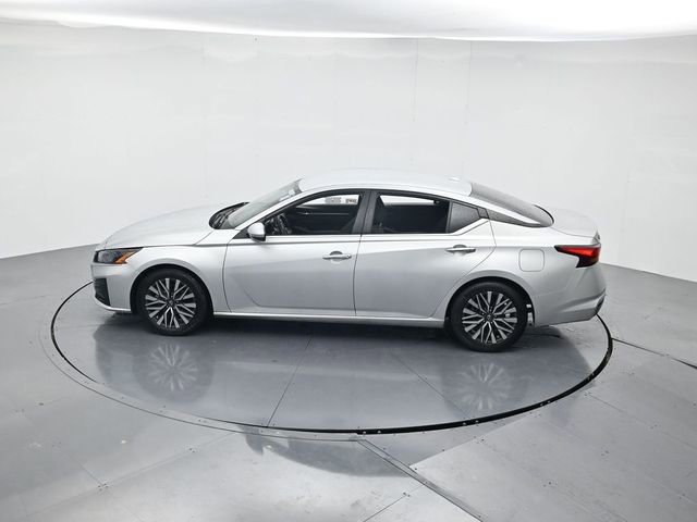 Used 2023 Nissan Altima 2.5 SV image 42