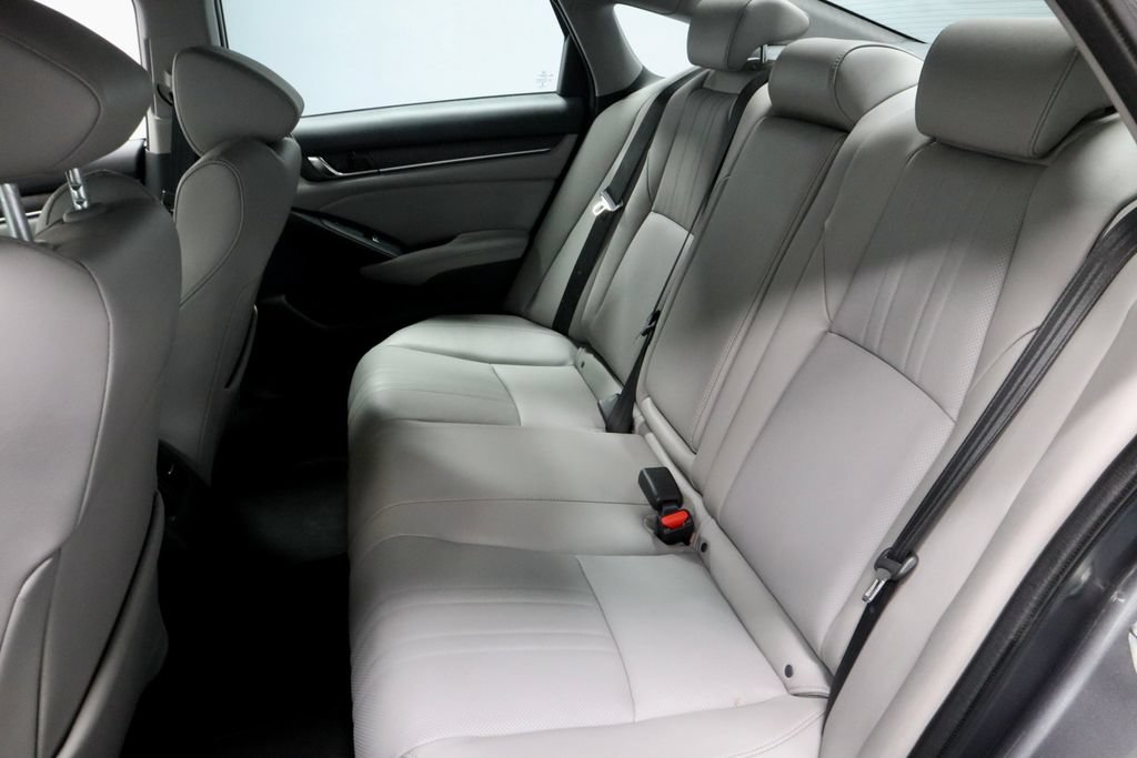 Used 2020 Honda Accord Touring image 22