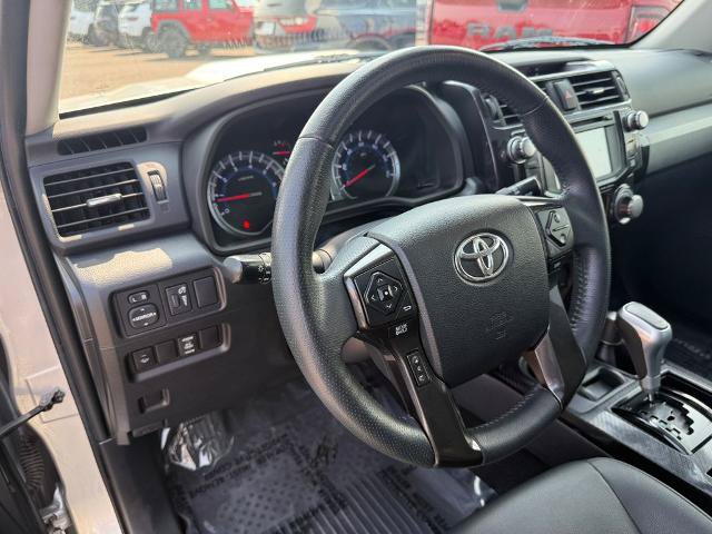 Used 2019 Toyota 4Runner TRD Off-Road Premium AWD/4WD image 33