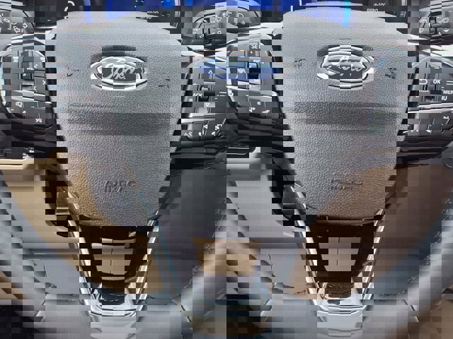 Certified 2022 Ford Escape SEL w/ Technology Package image 17