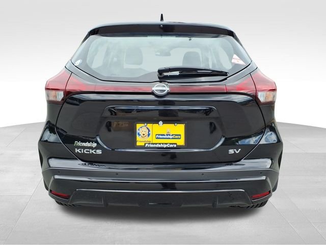 Used 2023 Nissan Kicks SV FWD image 9