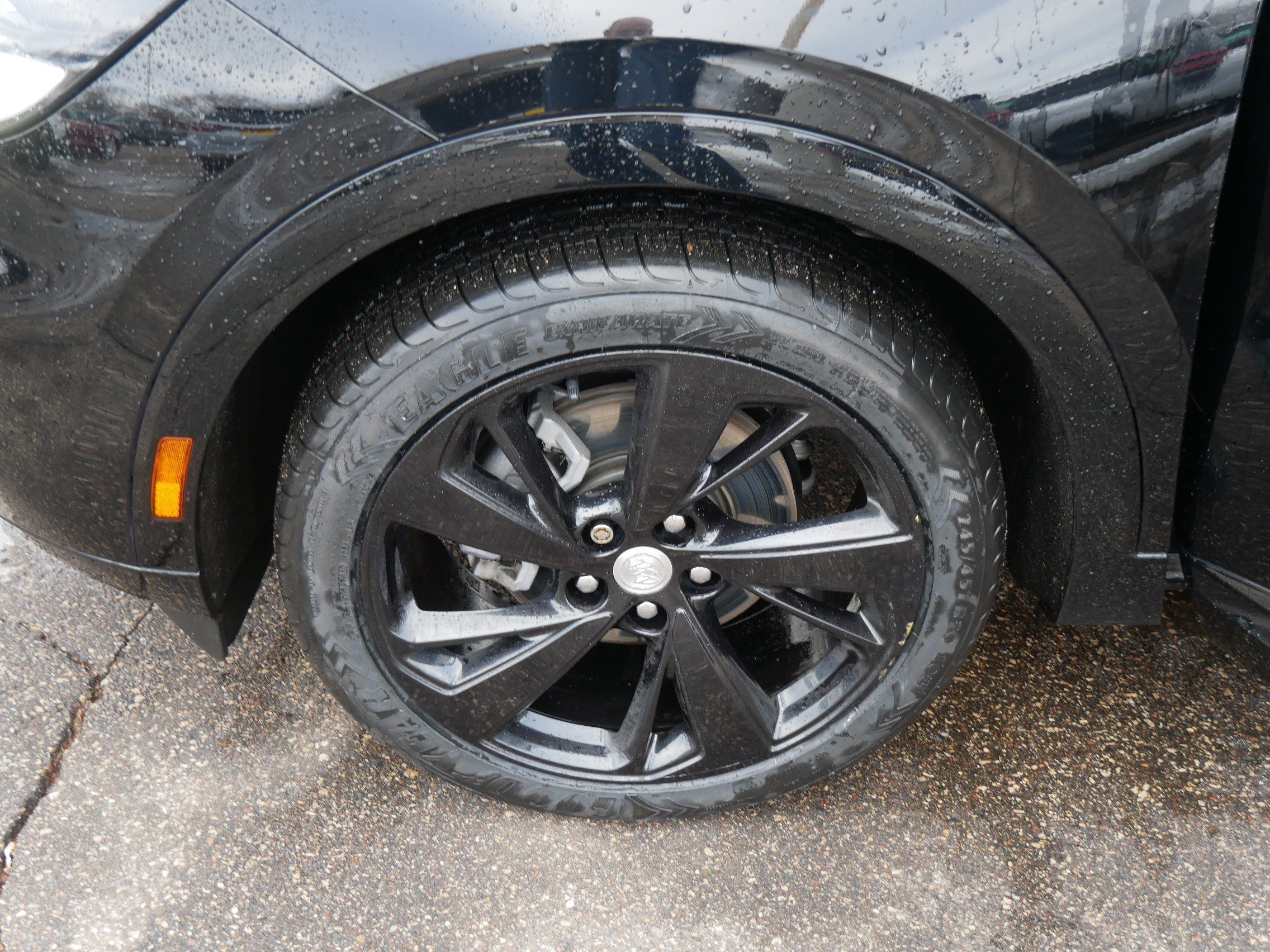 Used 2021 Buick Envision Essence w/ Technology Package I image 15