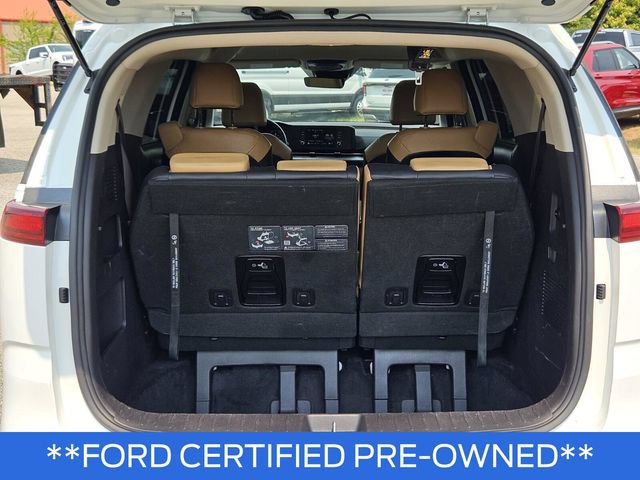 Used 2024 Kia Carnival LX FWD image 9
