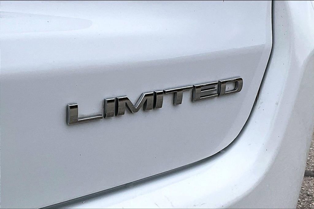 Used 2023 Jeep Compass Limited AWD/4WD image 8