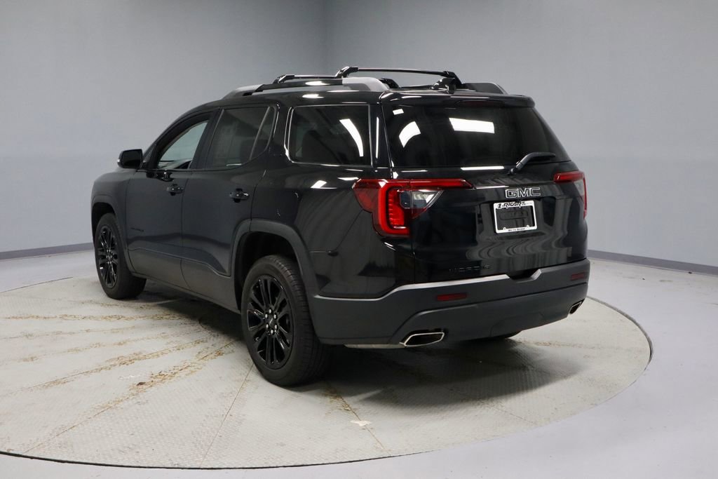 Used 2023 GMC Acadia SLT w/ Elevation Edition FWD image 9
