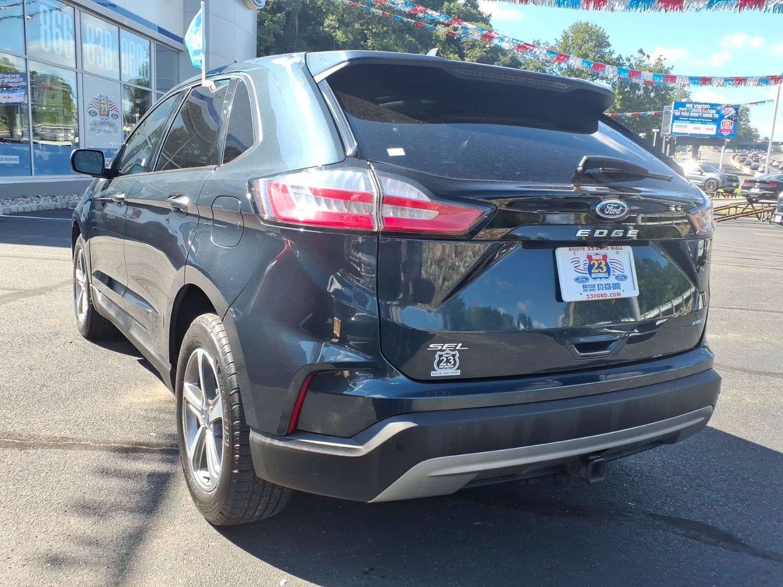 Certified 2022 Ford Edge SEL w/ Convenience Package AWD/4WD image 6