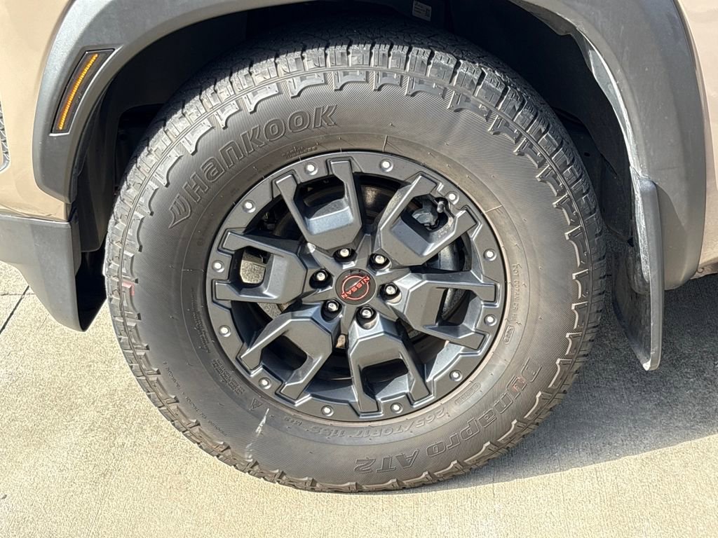 Used 2023 Nissan Frontier Pro-X w/ Pro-X Premium Package image 12