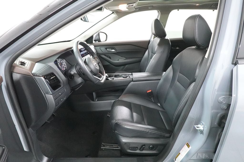 Used 2023 Nissan Rogue SL w/ SL Premium Package AWD/4WD image 24