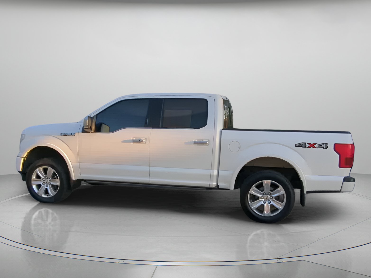 Certified 2019 Ford F150 Platinum AWD/4WD image 17