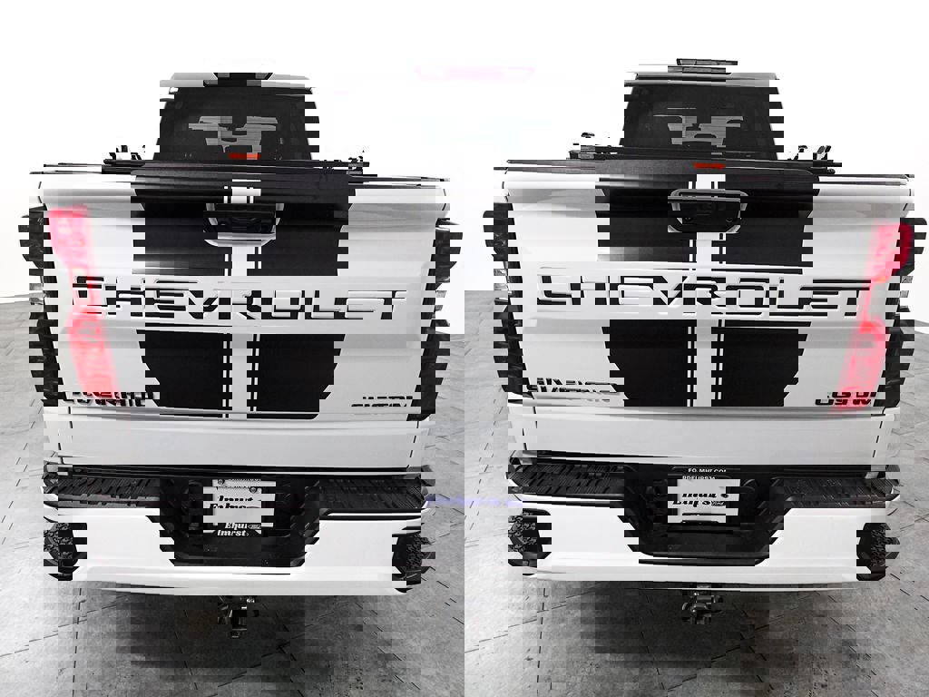 Used 2023 Chevrolet Silverado 1500 Custom w/ Rally Edition AWD/4WD image 4