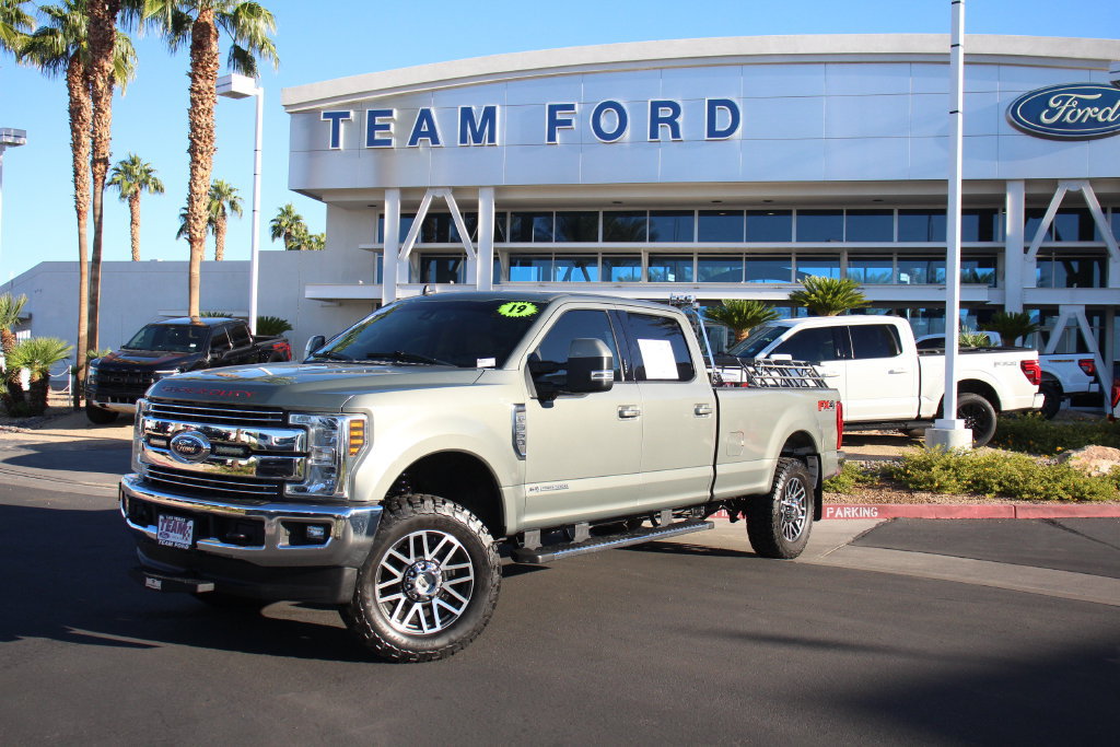 Certified 2019 Ford F350 Lariat w/ Lariat Ultimate Package AWD/4WD image 2