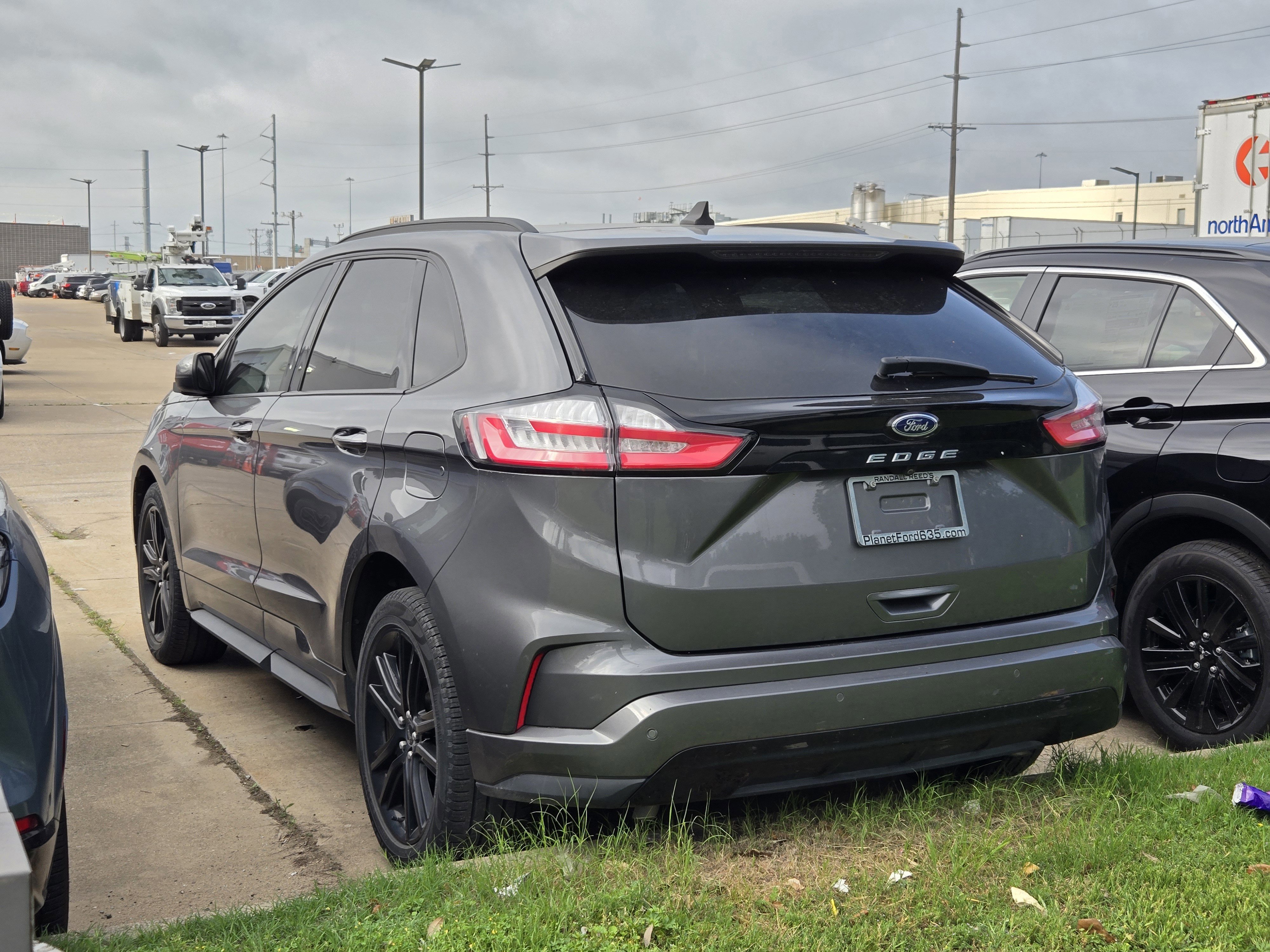 Certified 2023 Ford Edge SEL AWD/4WD image 2