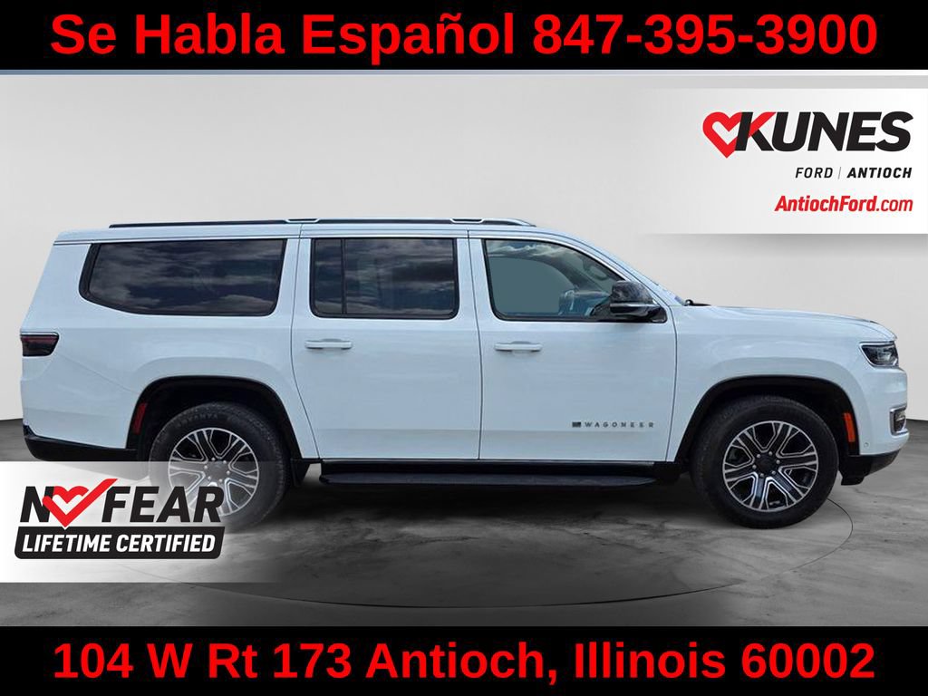 Used 2024 Jeep Wagoneer L Series II w/ Flexible Seating Group AWD/4WD image 11