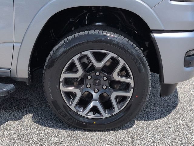 Used 2025 RAM 1500 Laramie w/ Sport Appearance Package AWD/4WD image 11