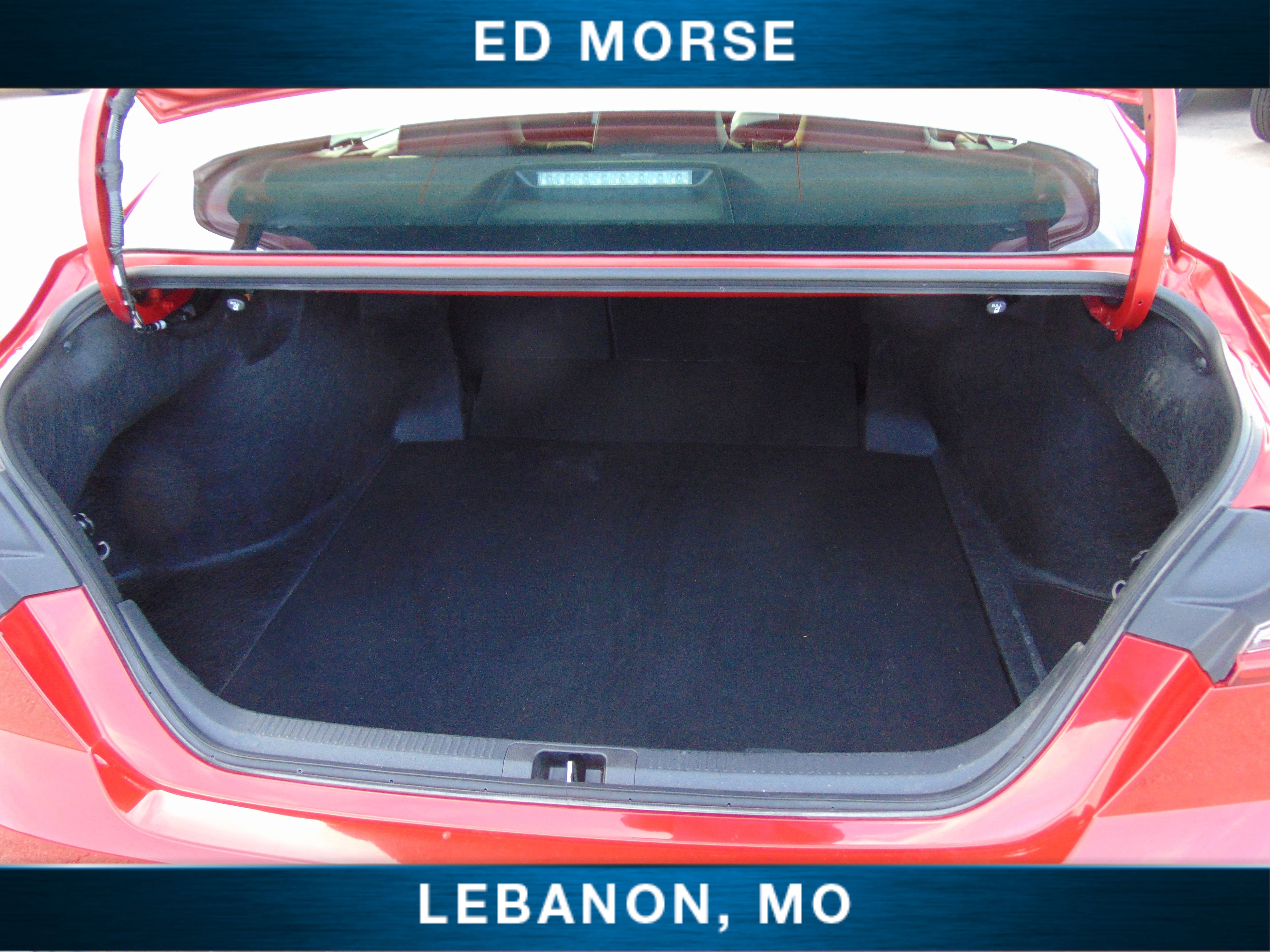 Used 2025 Toyota Camry SE image 13