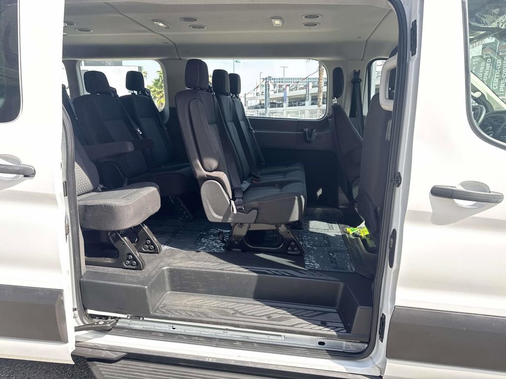 Certified 2022 Ford Transit 350 XLT RWD image 9