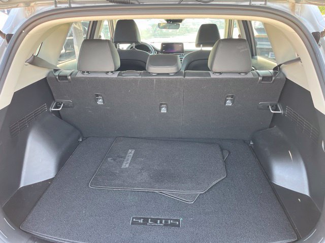 Used 2022 Kia Seltos S FWD image 9