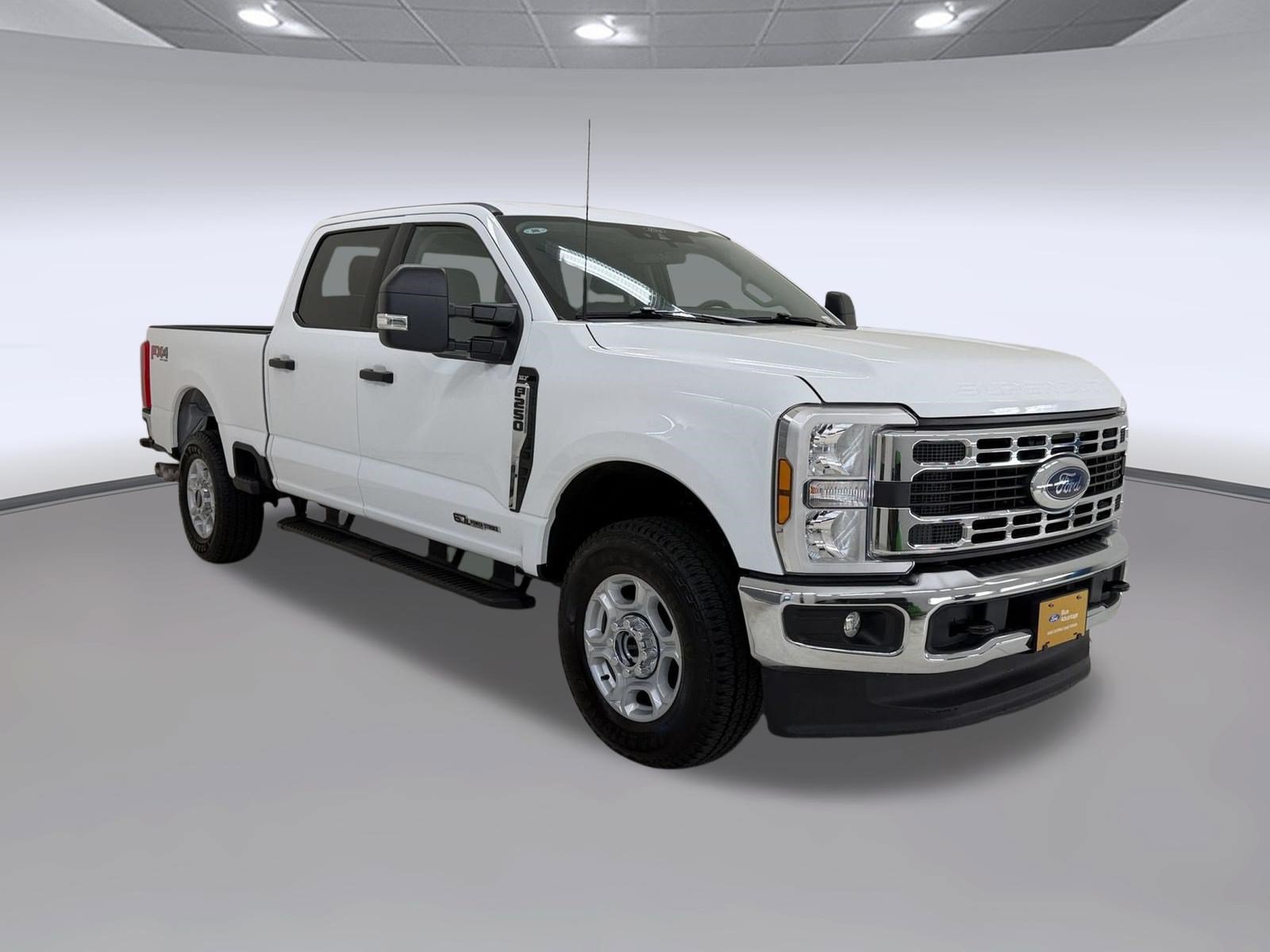 Certified 2025 Ford F250 XLT w/ FX4 Off-Road Package AWD/4WD image 7
