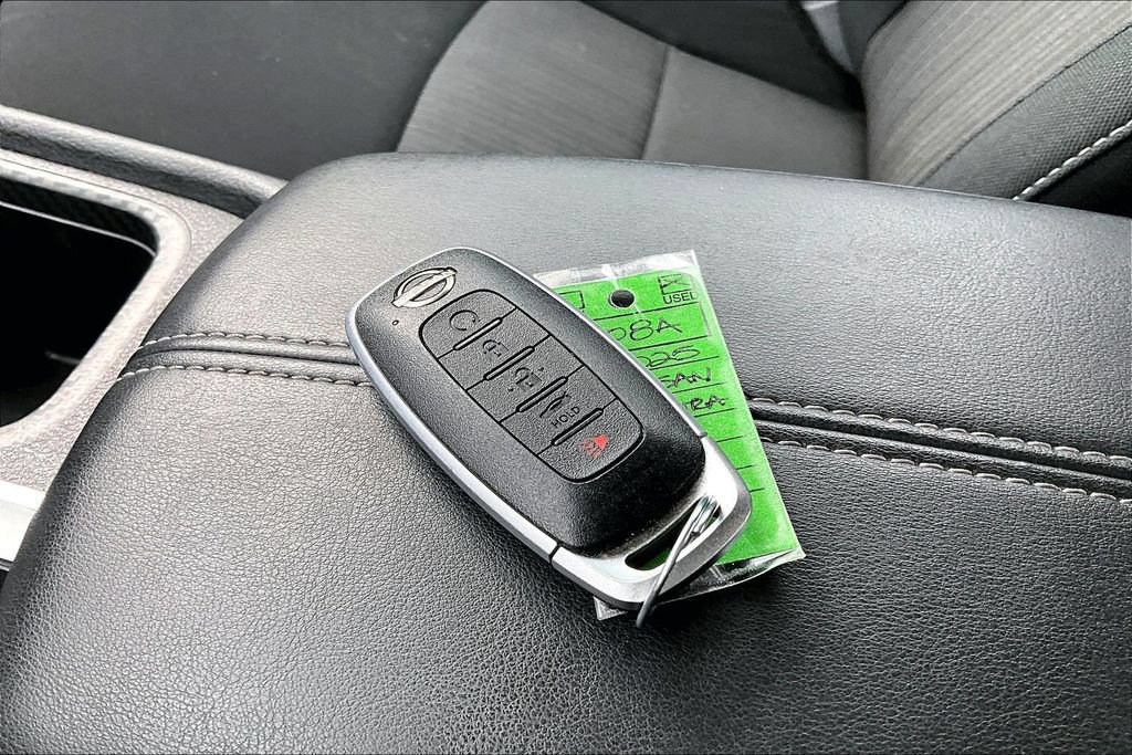 Used 2025 Nissan Sentra SV w/ All-Weather Package FWD image 12