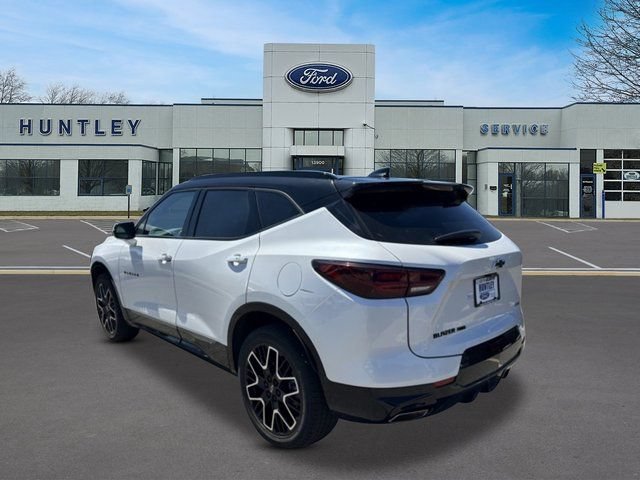 Used 2023 Chevrolet Blazer RS w/ Driver Confidence II Package AWD/4WD image 6