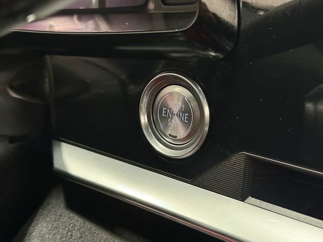 Used 2022 Chevrolet Corvette Stingray Coupe w/ Z51 Performance Package image 15