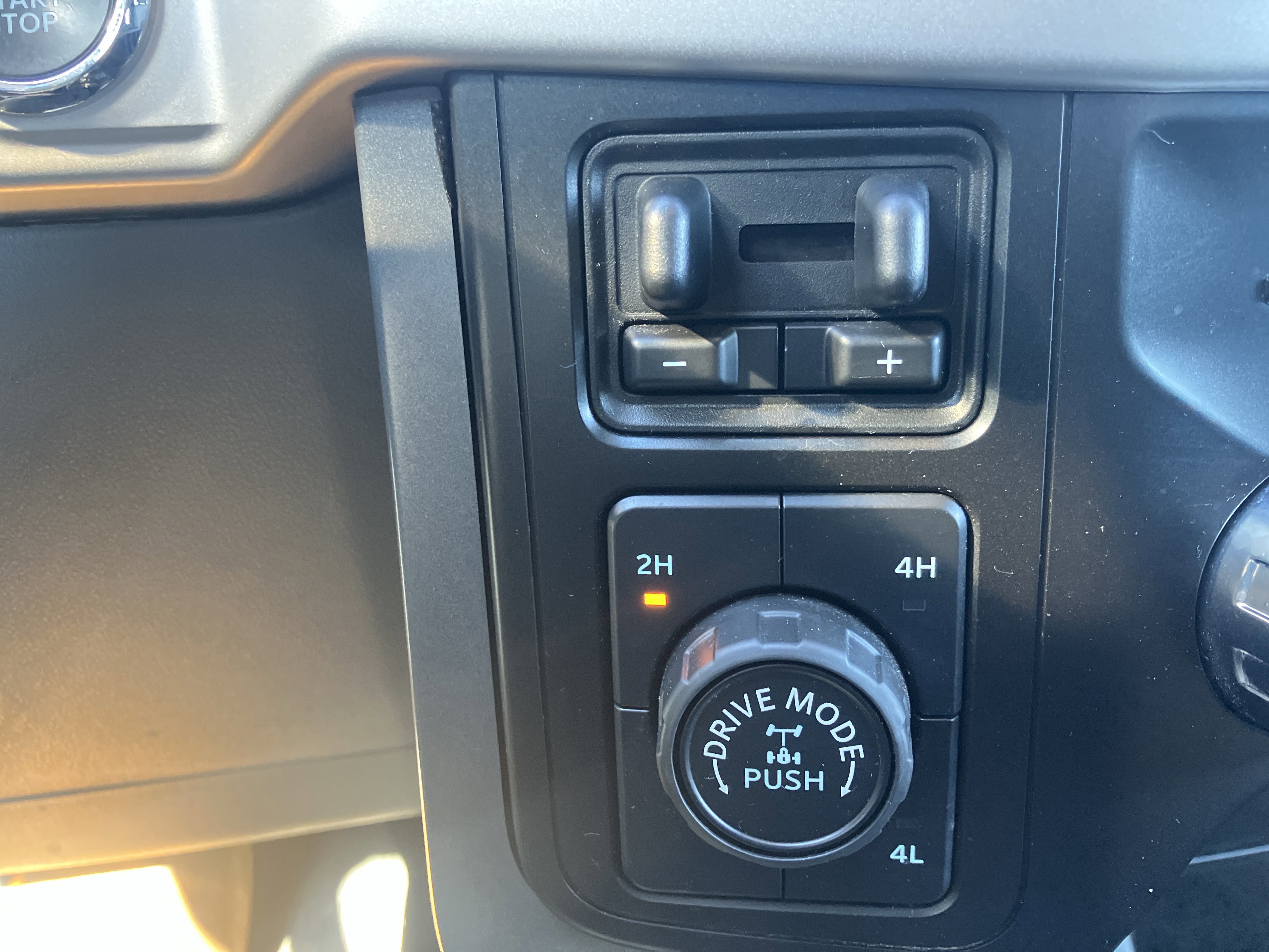 Certified 2021 Ford F150 XLT w/ Equipment Group 302A High image 28