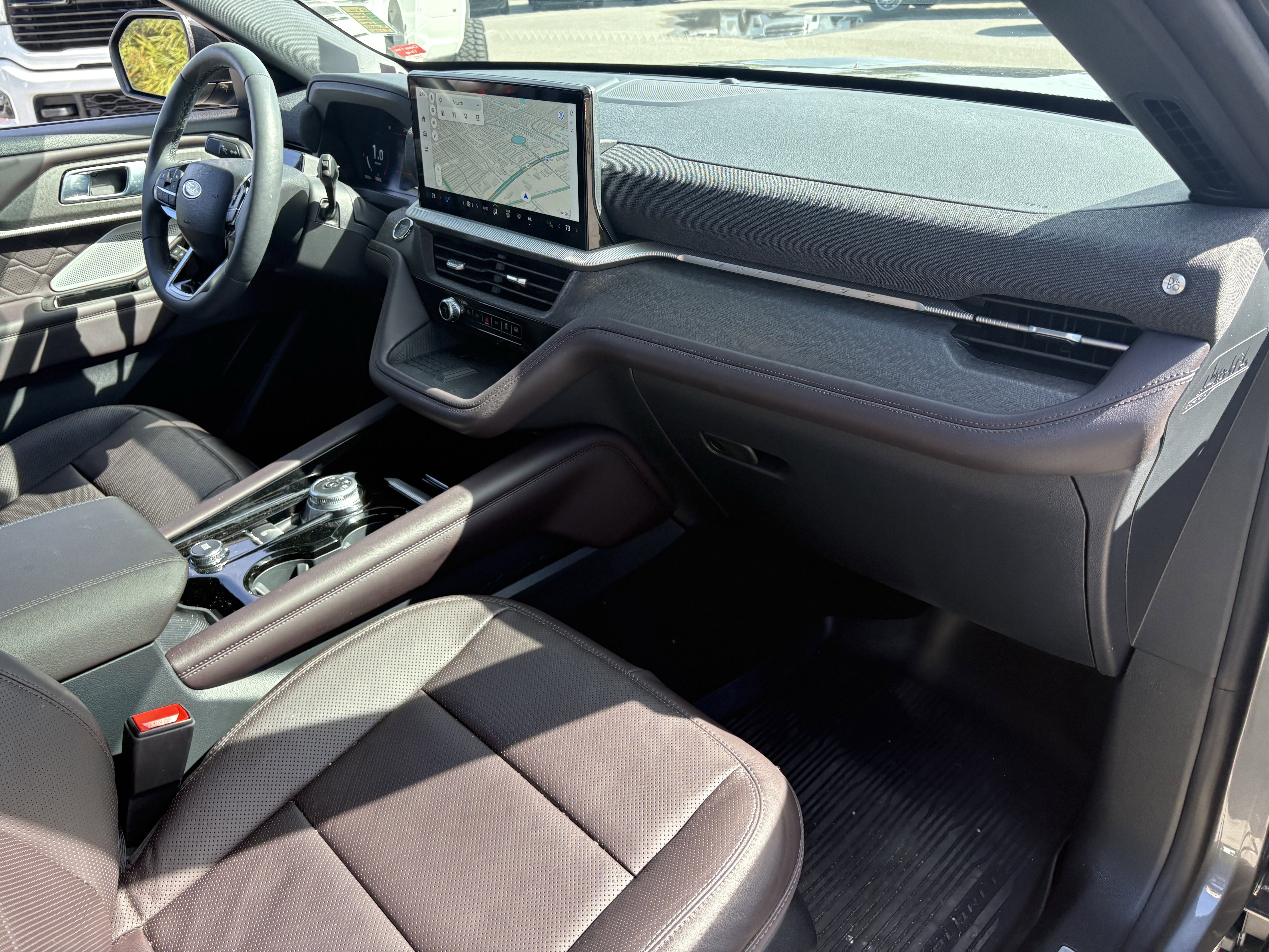 Certified 2025 Ford Explorer Platinum w/ Ultimate Package image 15