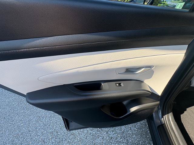 Used 2025 Hyundai Tucson SEL FWD image 28