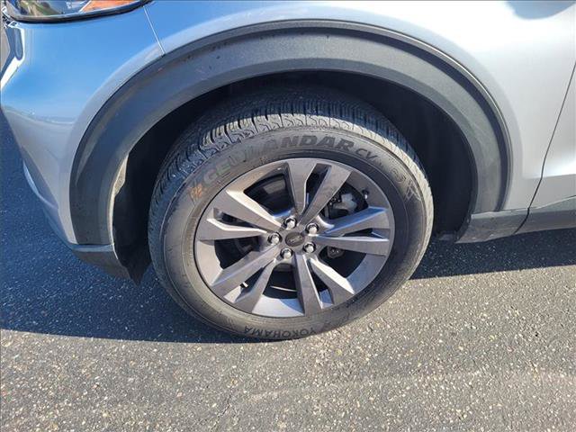 Certified 2023 Ford Explorer XLT w/ Equipment Group 202A AWD/4WD image 2