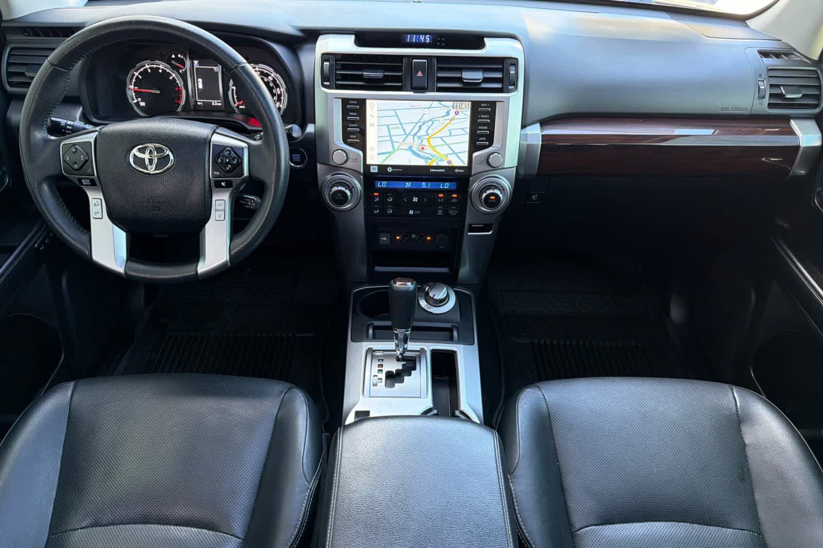 Used 2021 Toyota 4Runner Limited AWD/4WD image 3