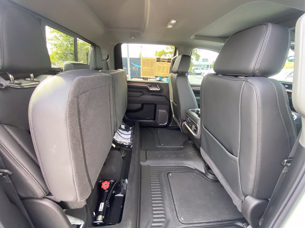 Used 2025 GMC Sierra 2500 Denali w/ Denali Reserve Package AWD/4WD image 29